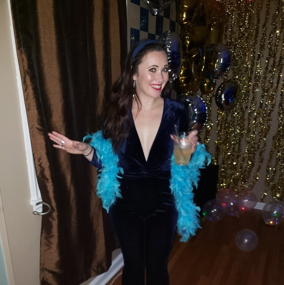 Meet your Posher, Lori - Picture 3 of 6